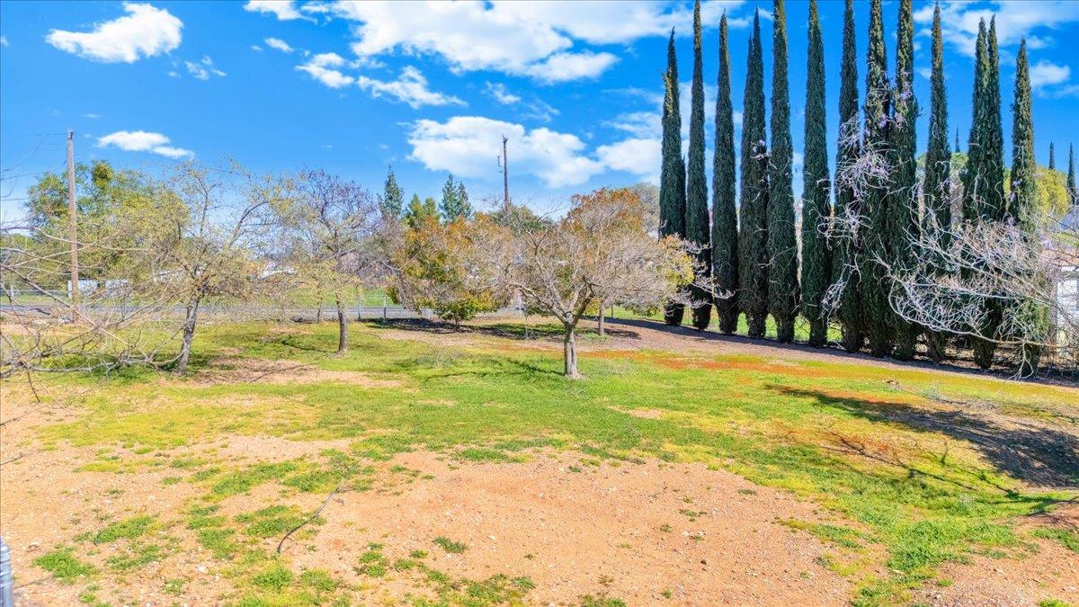 4589 Moccasin St, Copperopolis, CA 95228