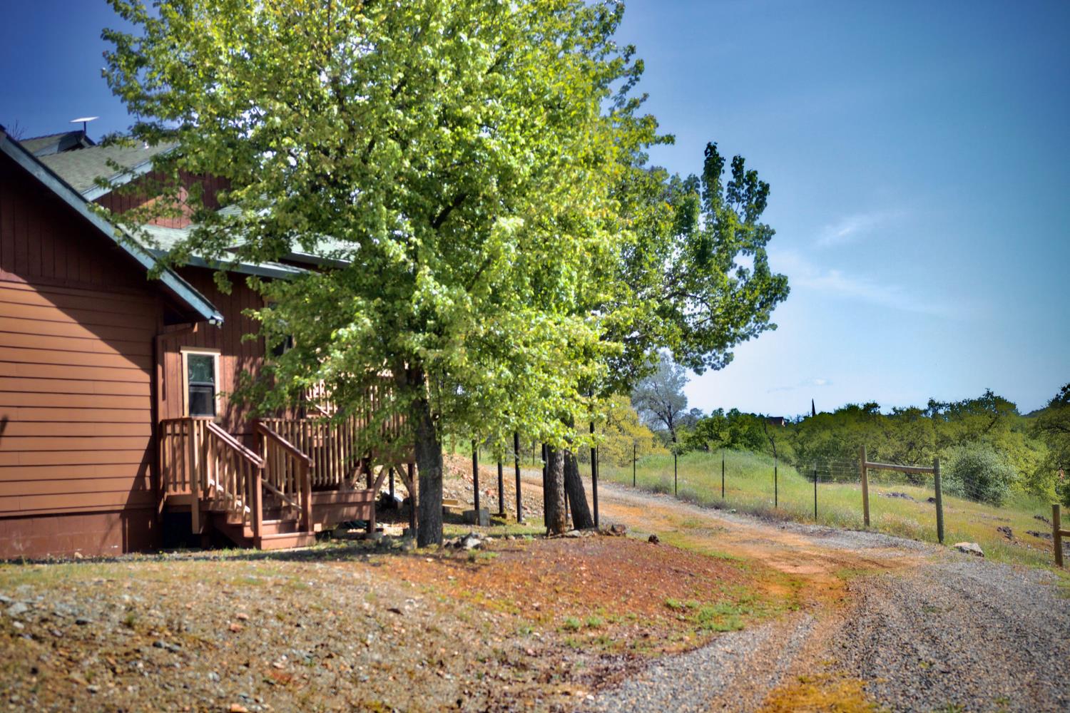 2730 Pepito Dr, La Grange, CA 95329