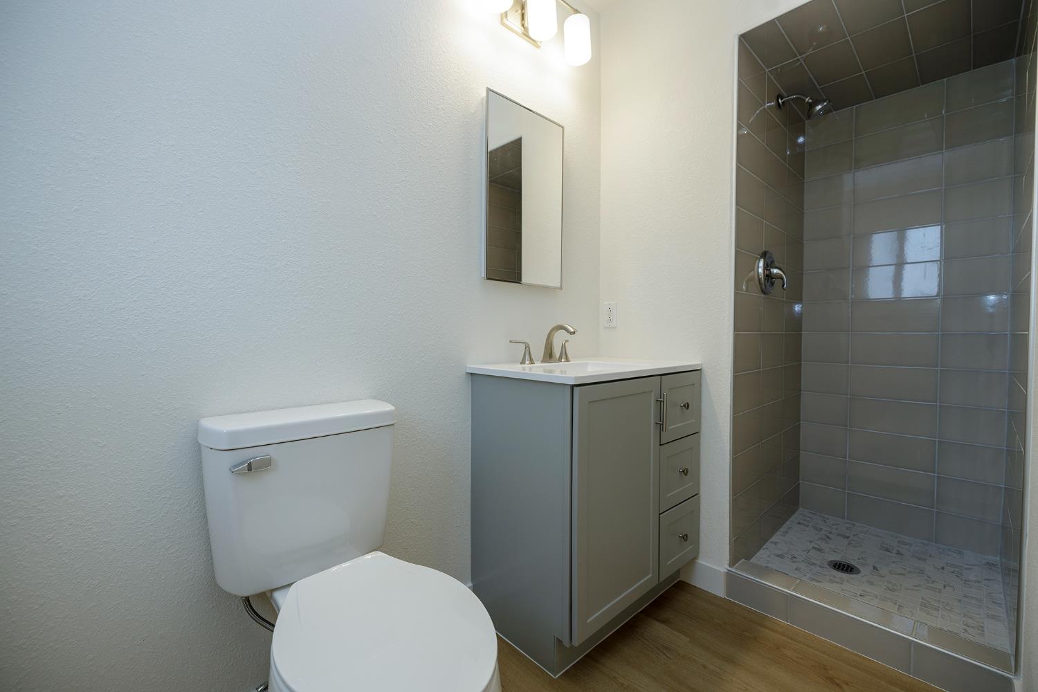 408 Ryan Ave, Modesto, CA 95350