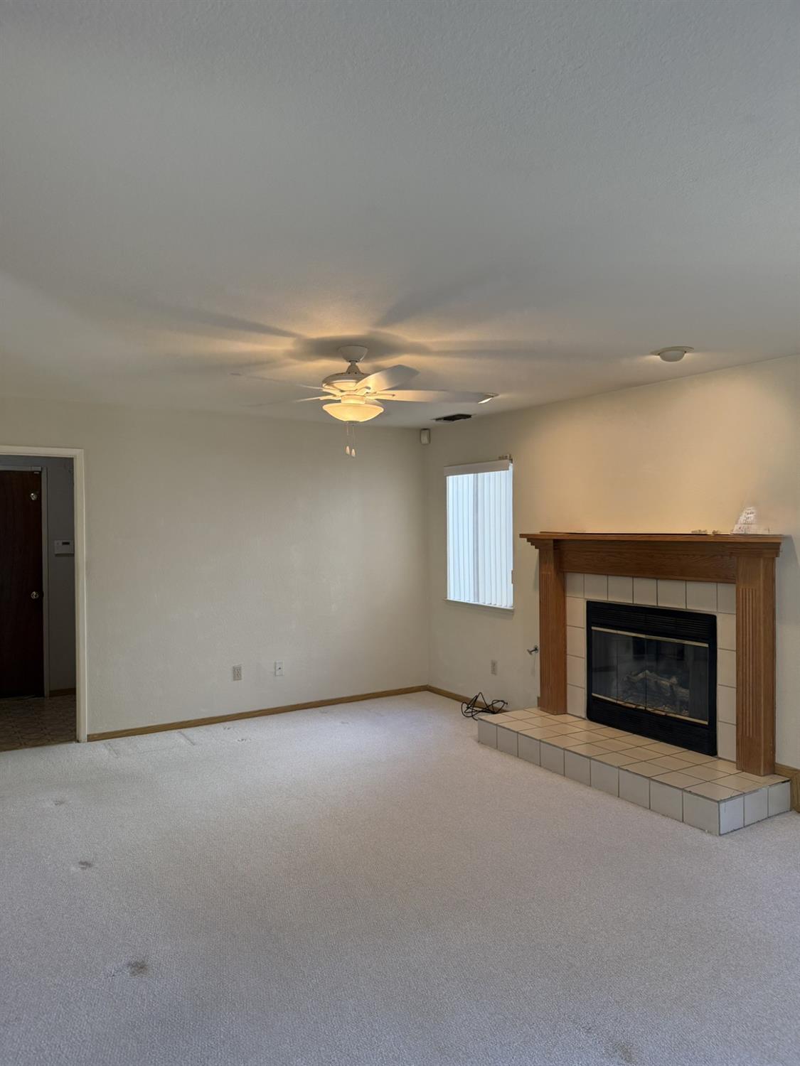 2056 Elwin Way, Modesto, CA 95350