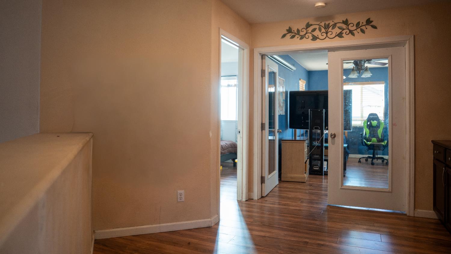 13403 Rivercrest Dr, Waterford, CA 95386