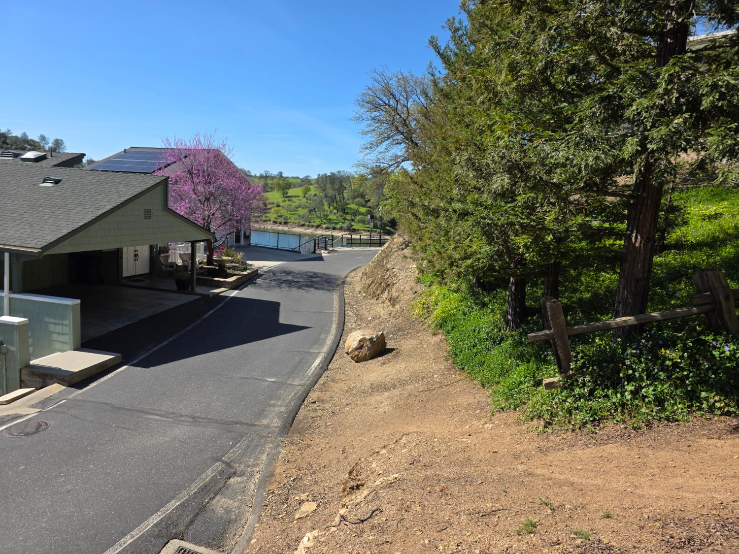 359 Thomson Ln, Copperopolis, CA 95228