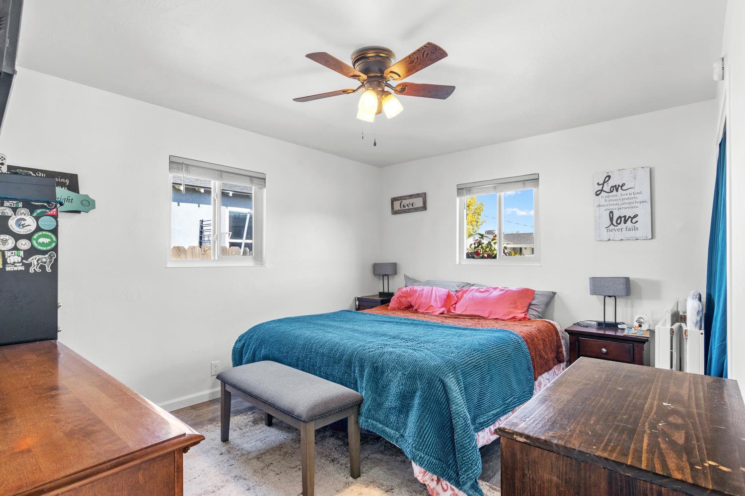 770 E E St, Oakdale, CA 95361