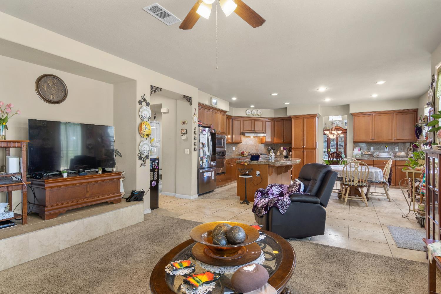 1810 Silvio Way, Oakdale, CA 95361