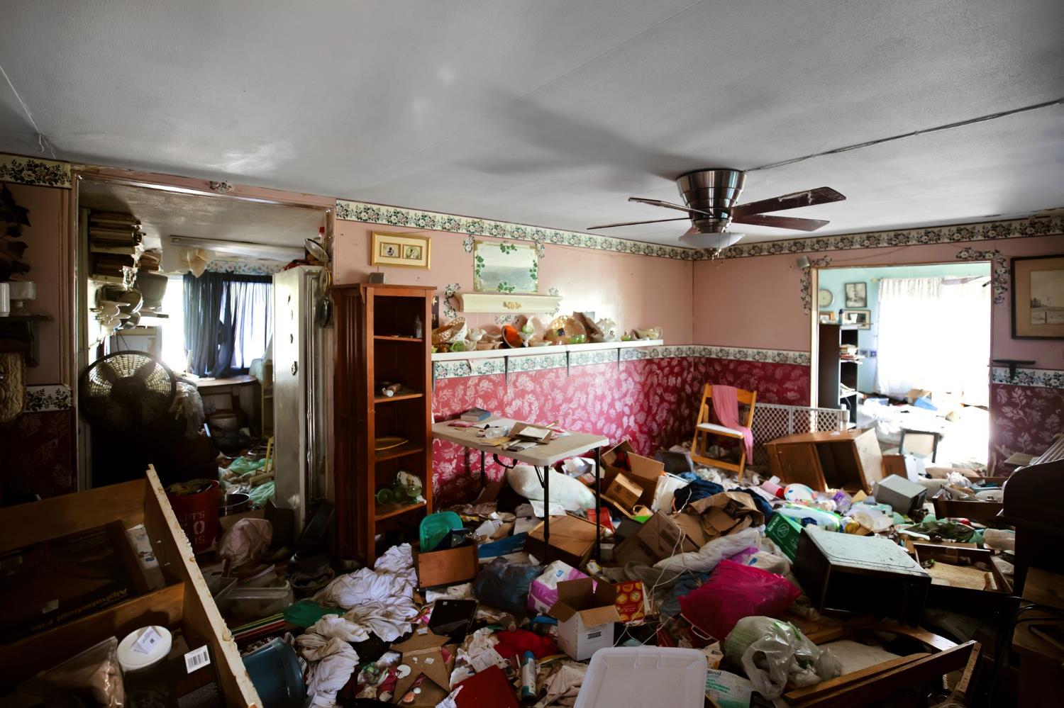 39567 Knollglen Ln, Squaw Valley, CA 93675