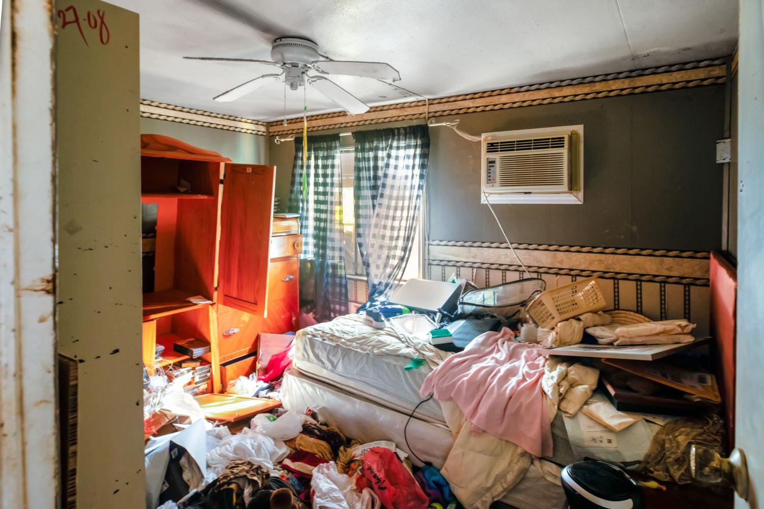 39567 Knollglen Ln, Squaw Valley, CA 93675