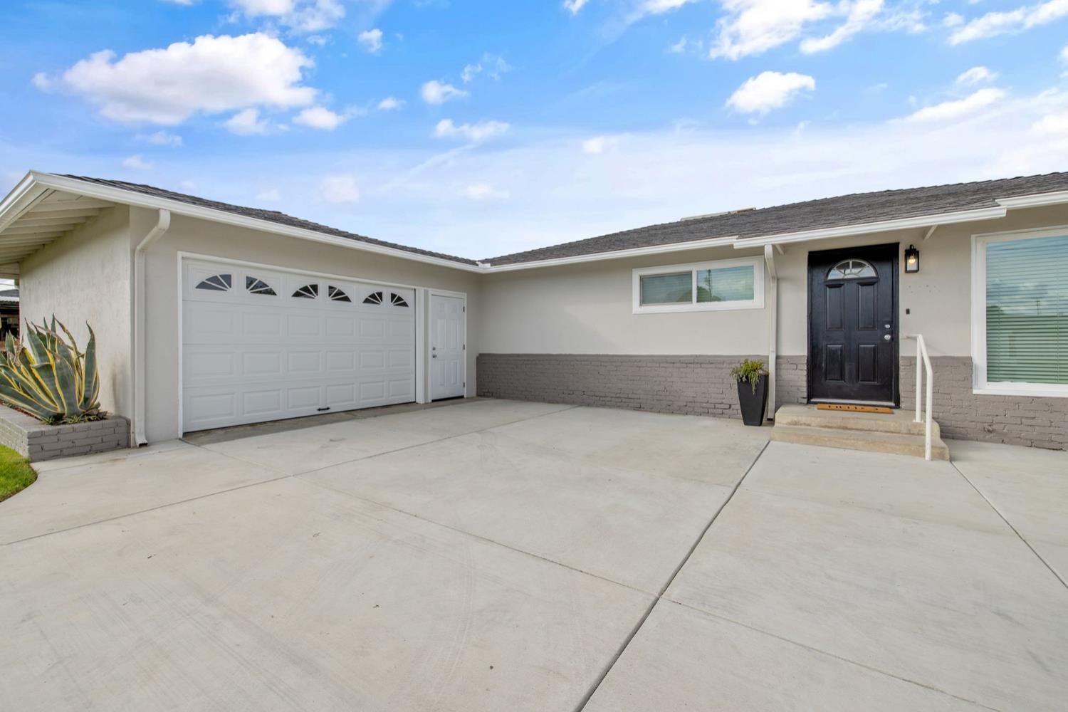 3230 W Stathem St, Riverdale, CA 93656