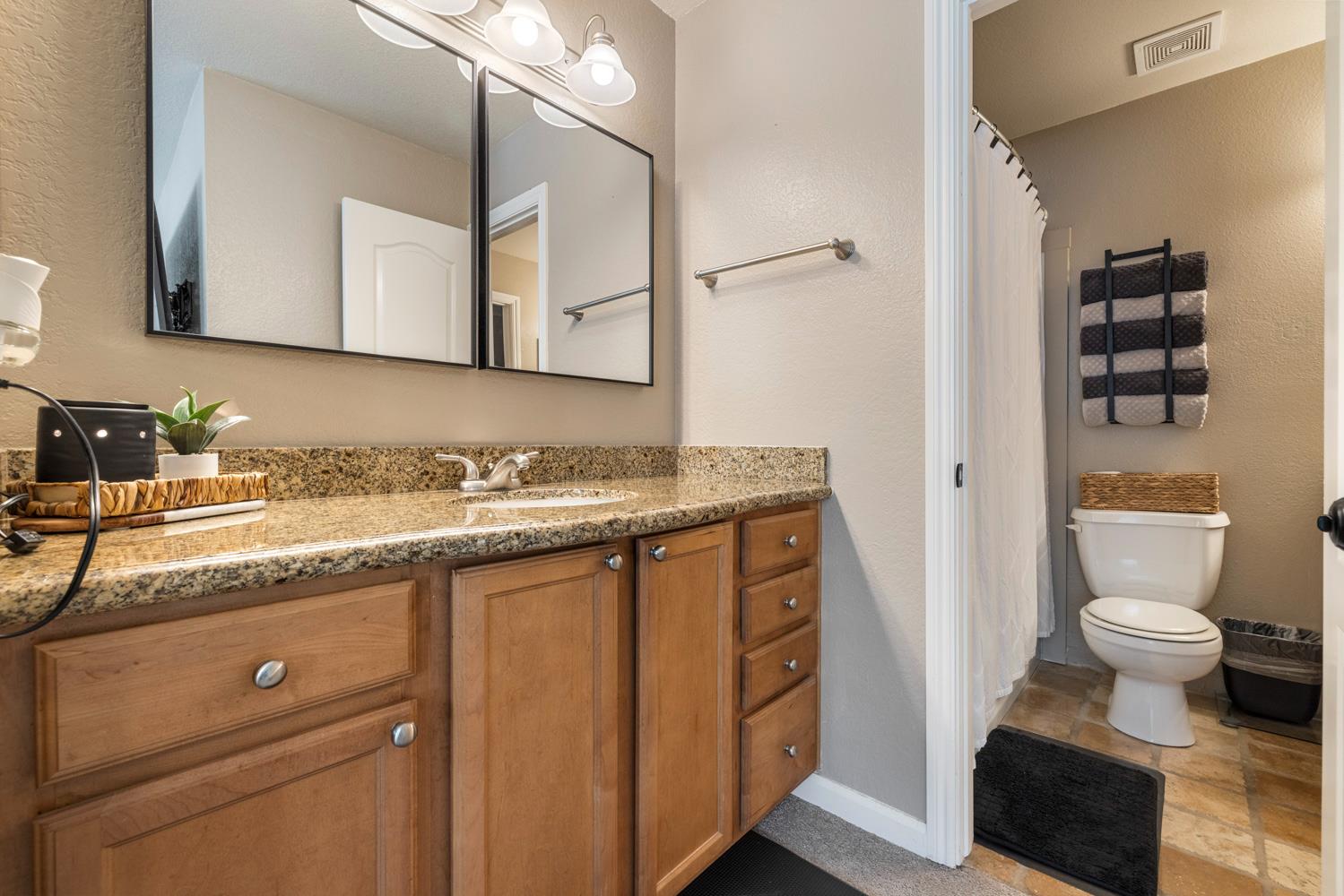 4020 Elmo Loop #C, Modesto, CA 95356