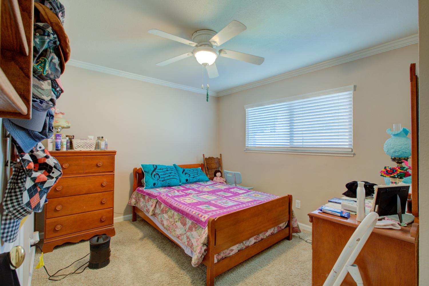 1625 Sheldon Dr, Modesto, CA 95350