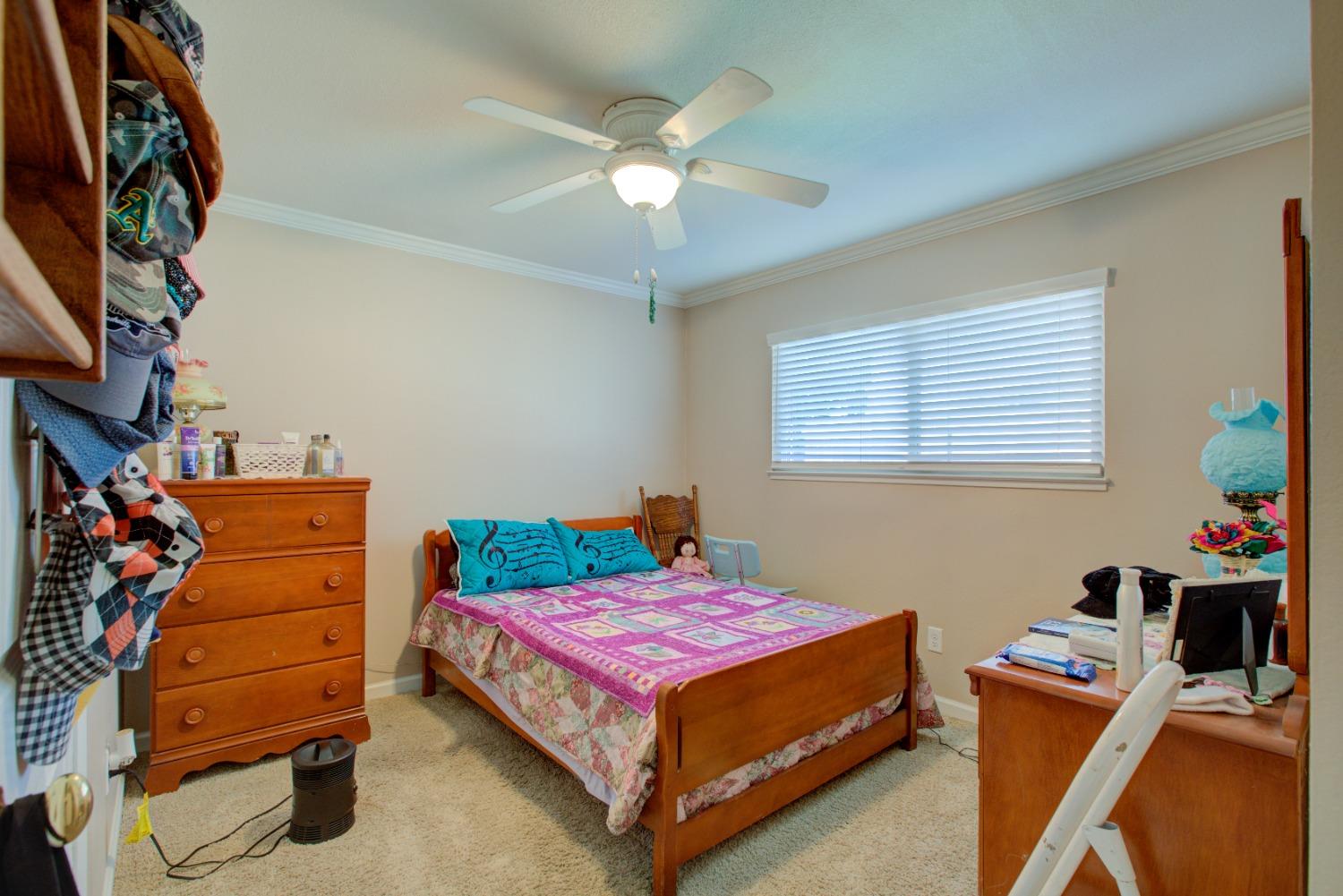 1625 Sheldon Dr, Modesto, CA 95350