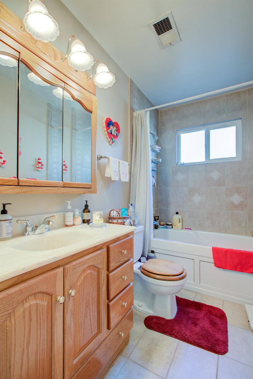 1625 Sheldon Dr, Modesto, CA 95350