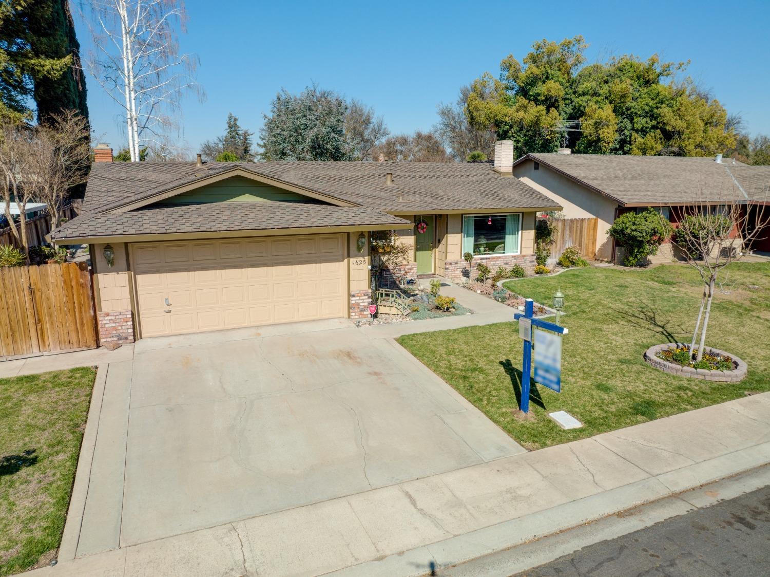 1625 Sheldon Dr, Modesto, CA 95350