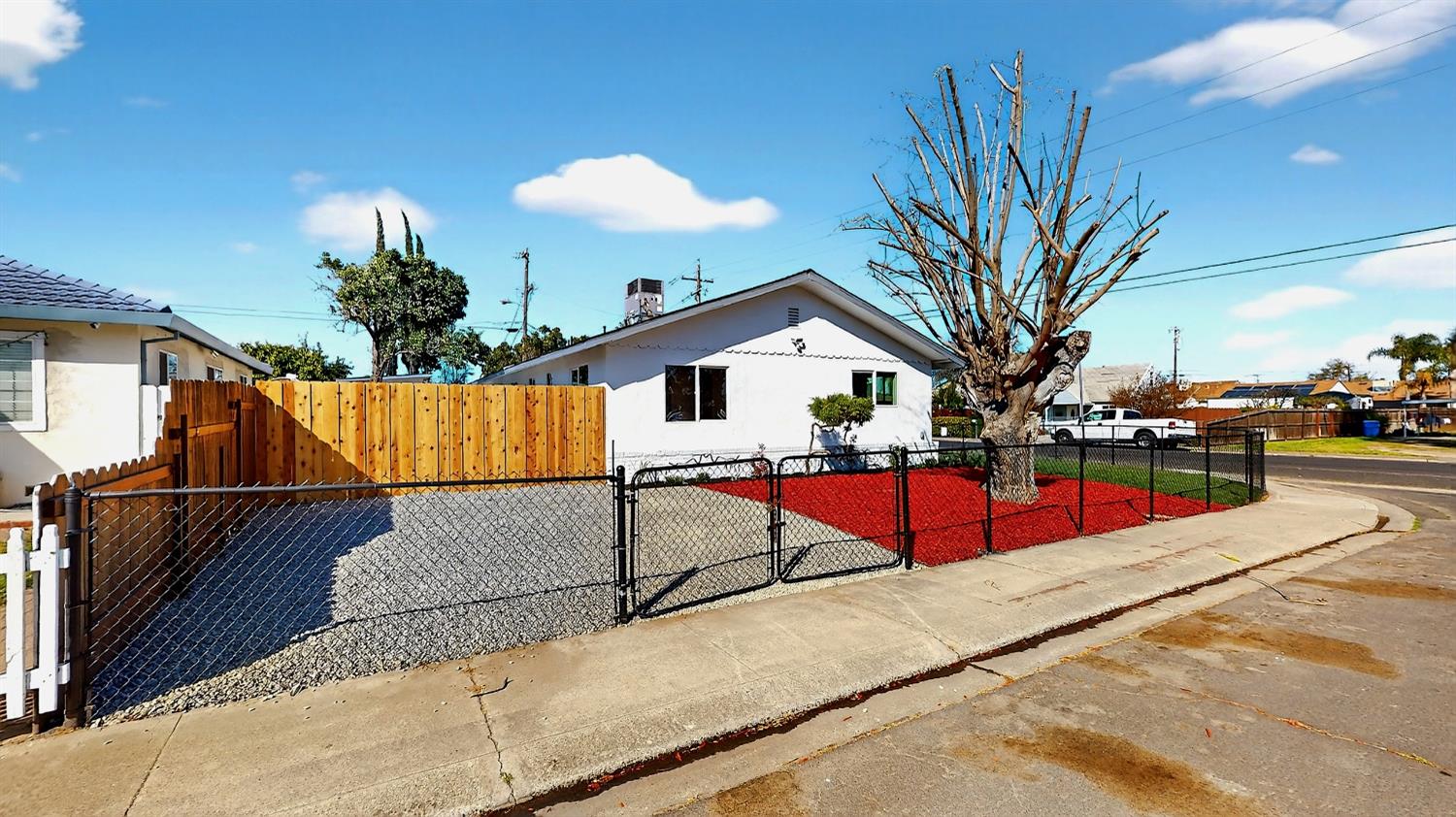 848 Edythe St, Manteca, CA 95337