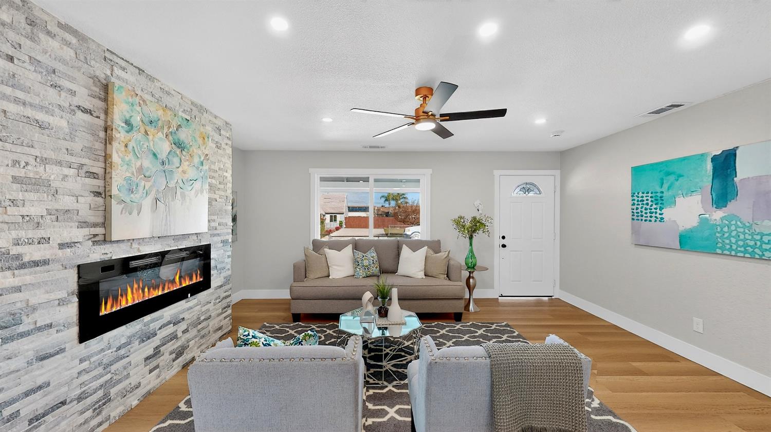 848 Edythe St, Manteca, CA 95337