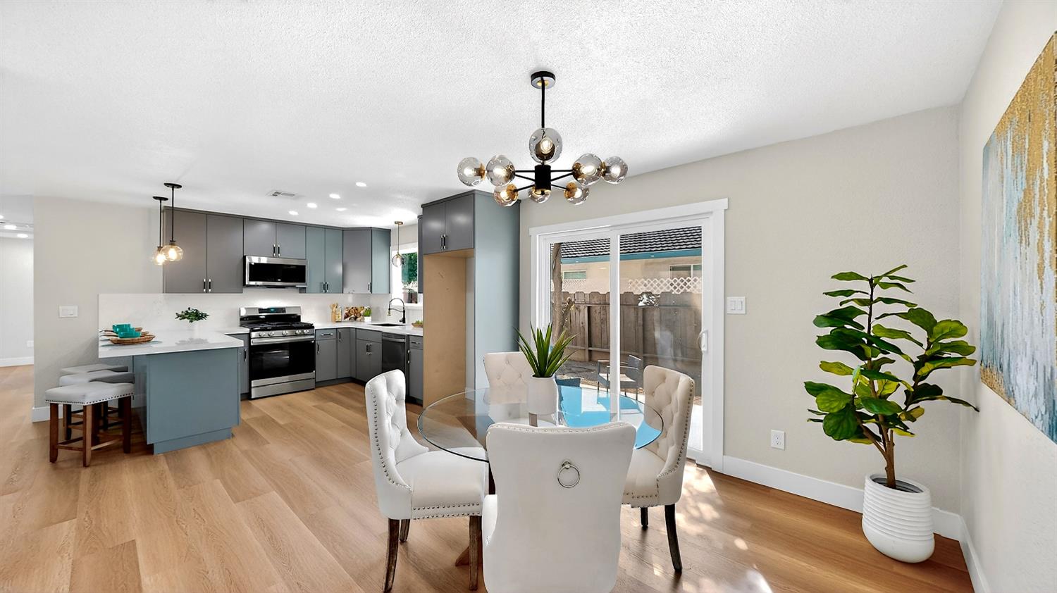 848 Edythe St, Manteca, CA 95337