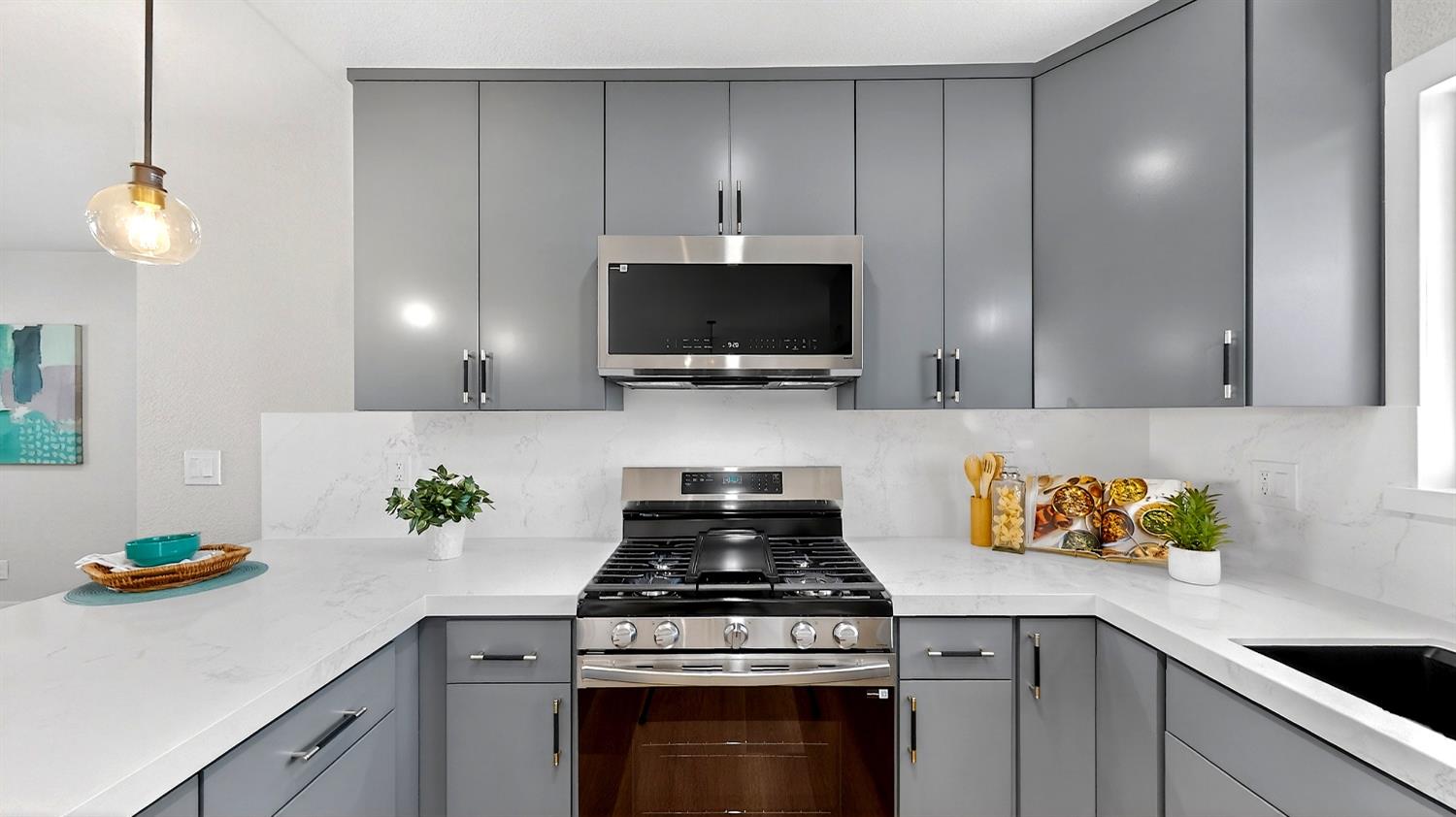 848 Edythe St, Manteca, CA 95337