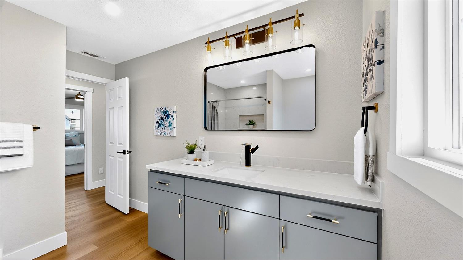 848 Edythe St, Manteca, CA 95337