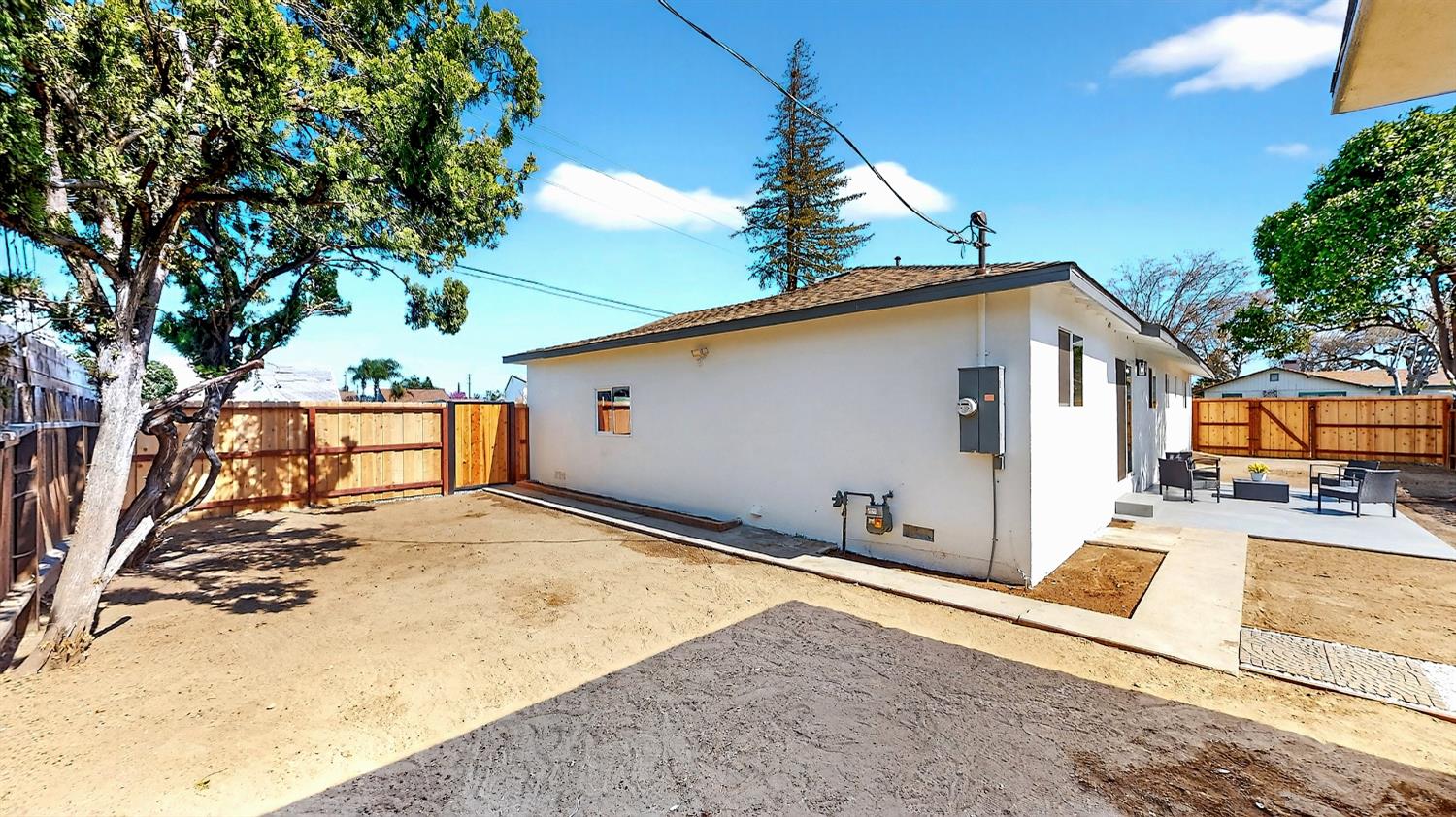 848 Edythe St, Manteca, CA 95337