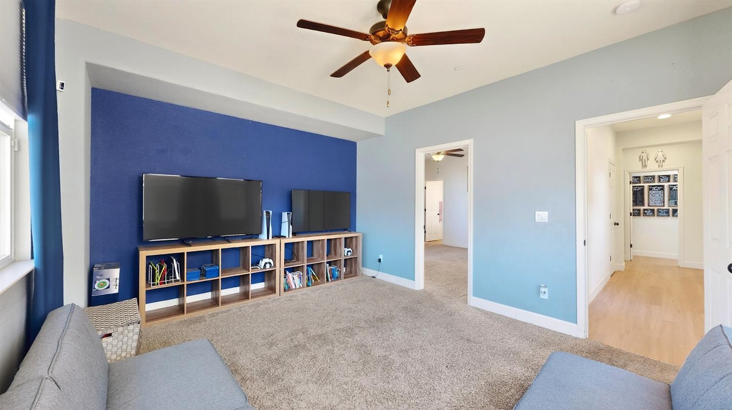 1164 Barcelona Dr, Livingston, CA 95334