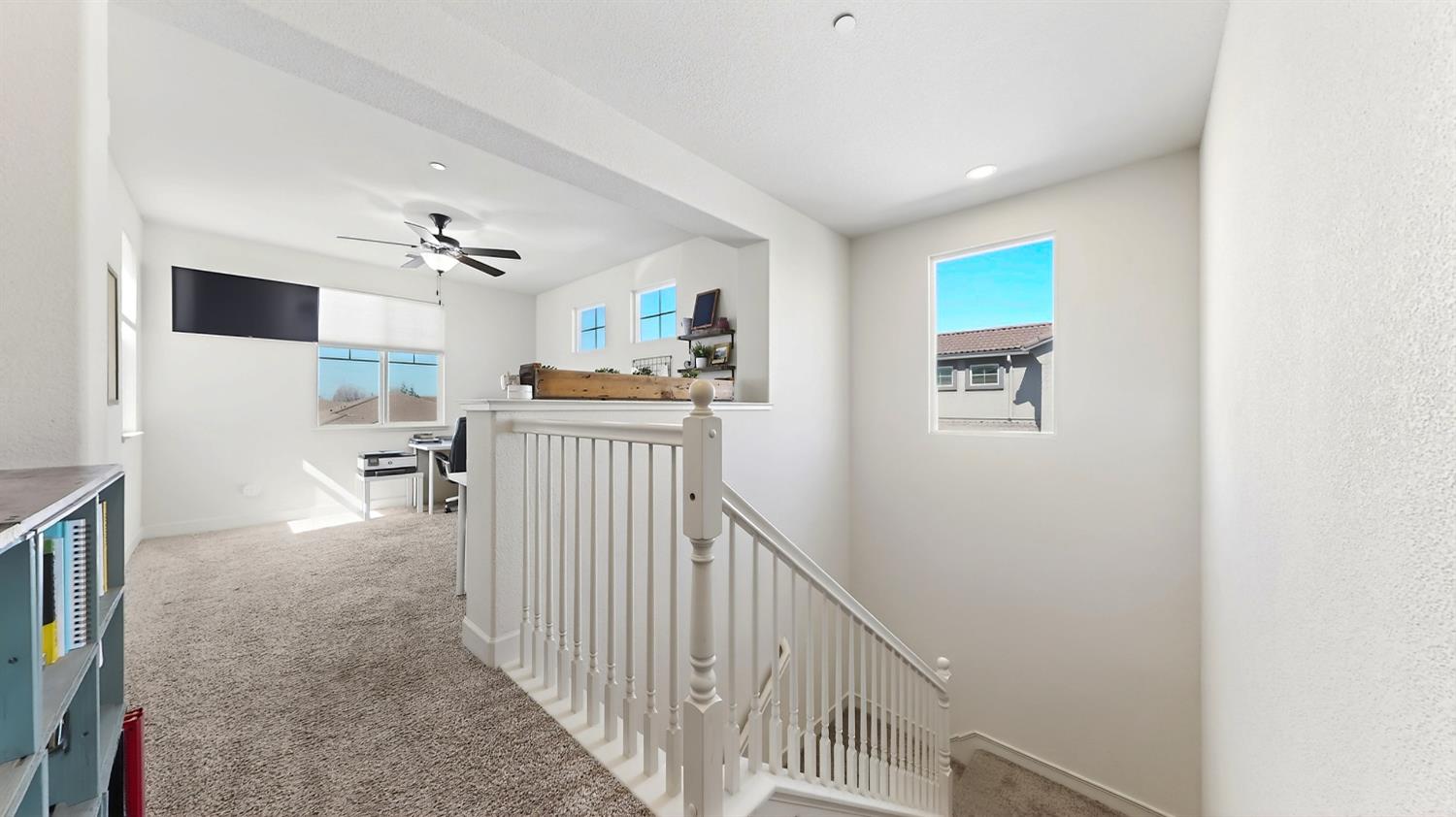 1164 Barcelona Dr, Livingston, CA 95334