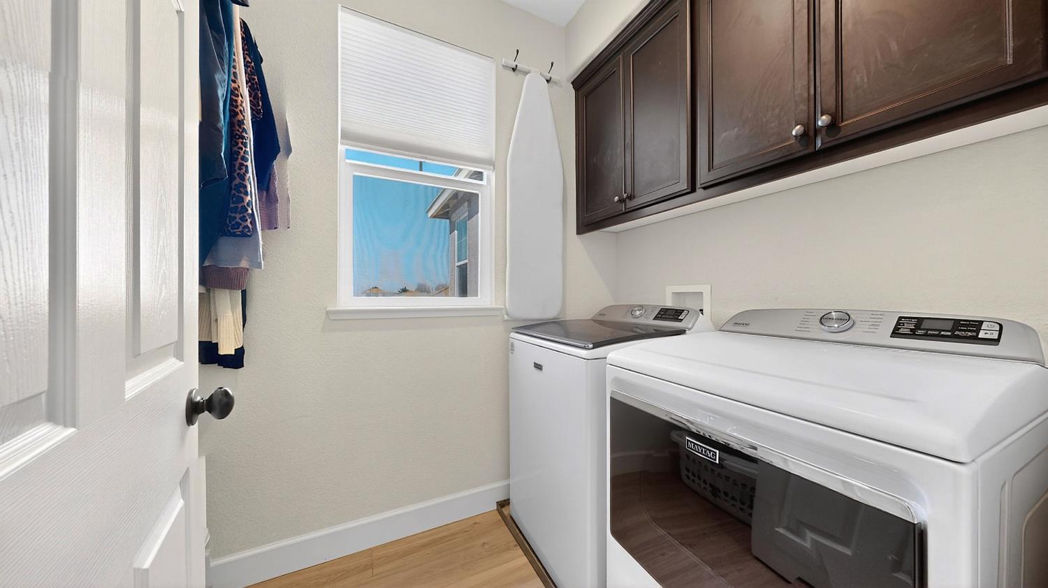 1164 Barcelona Dr, Livingston, CA 95334