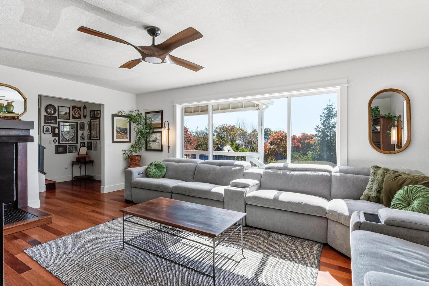 1815 Hoya Ct, Copperopolis, CA 95228