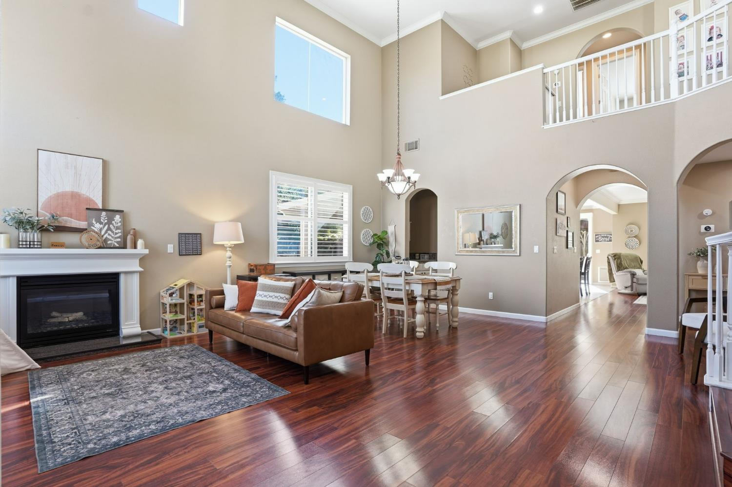 2305 Paper Bark Ct, Modesto, CA 95355