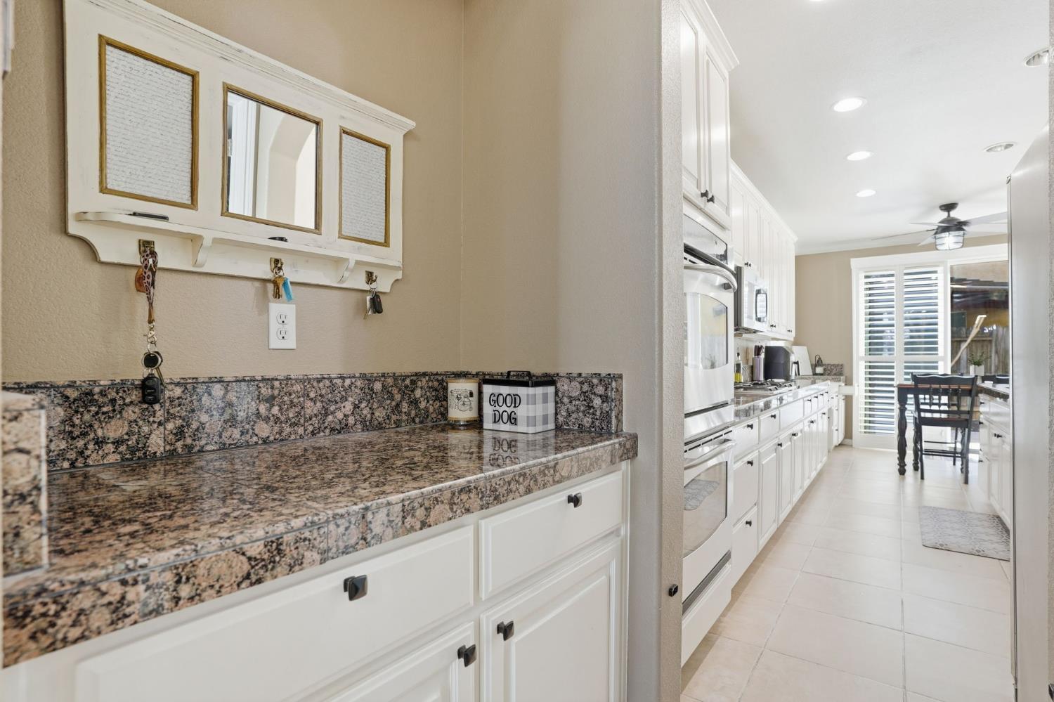 2305 Paper Bark Ct, Modesto, CA 95355