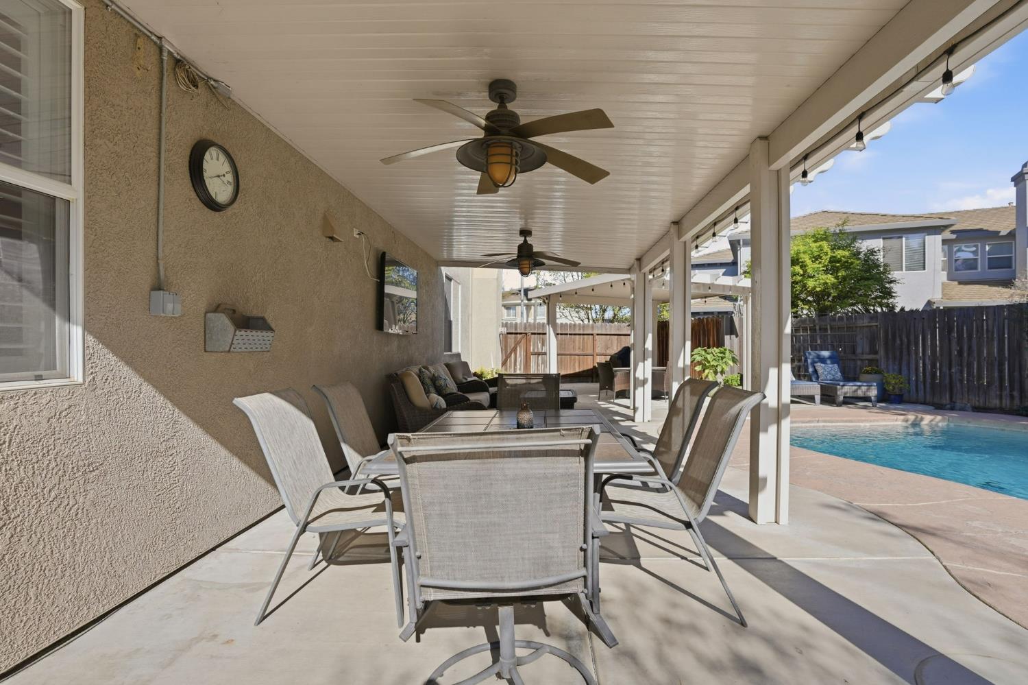 2305 Paper Bark Ct, Modesto, CA 95355