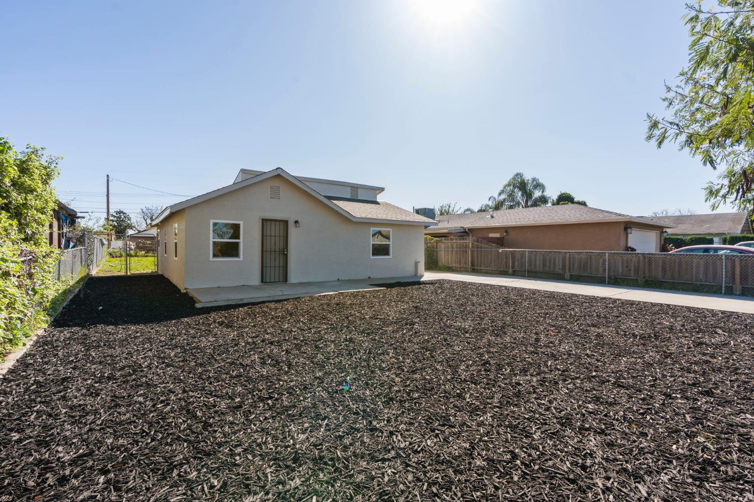 408 Thrasher Ave, Modesto, CA 95354