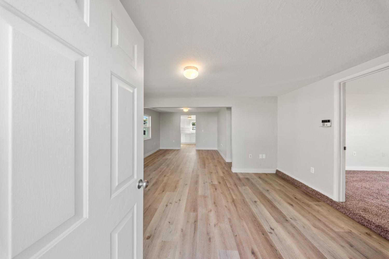 408 Thrasher Ave, Modesto, CA 95354