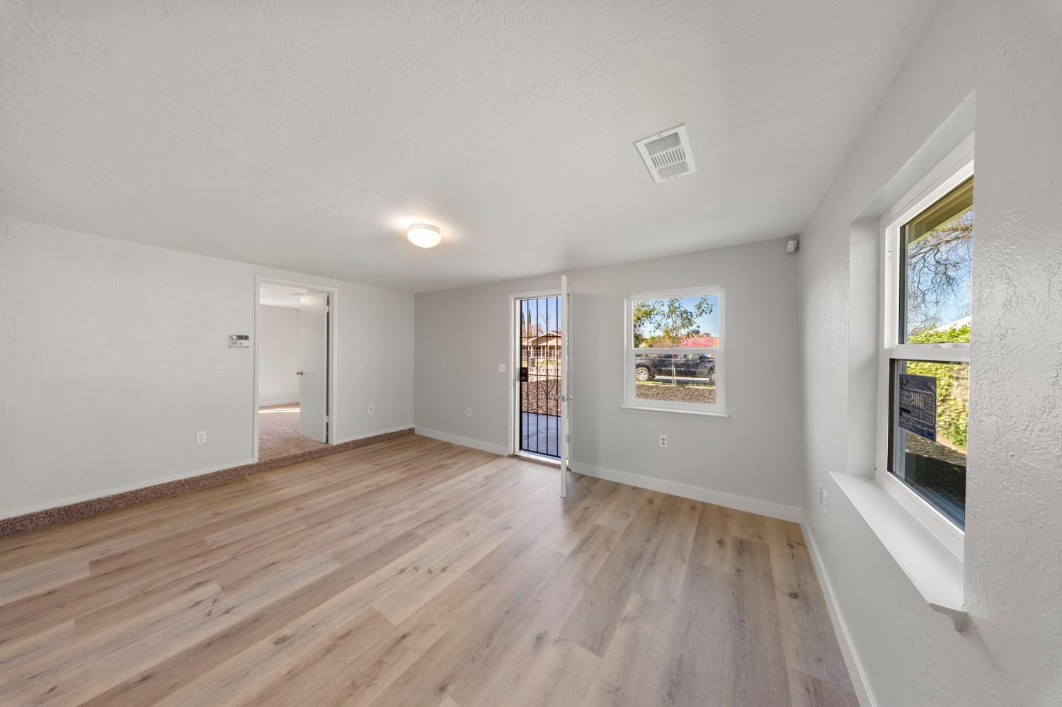 408 Thrasher Ave, Modesto, CA 95354