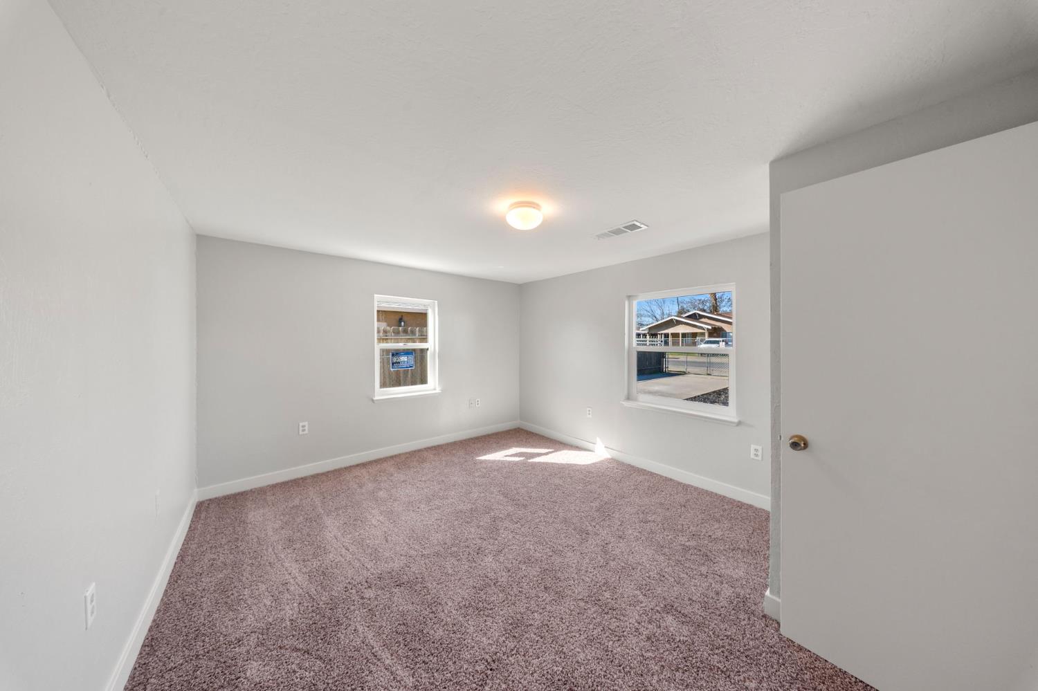 408 Thrasher Ave, Modesto, CA 95354