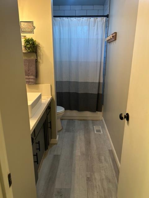 1500 Walnut St, Oakdale, CA 95361