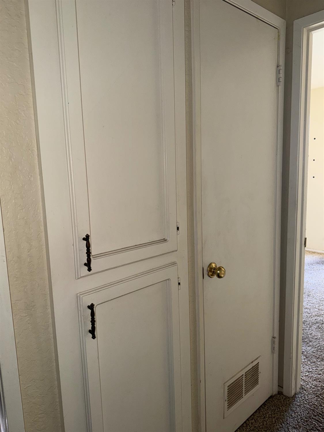 2108 Mount Vernon Dr #E, Modesto, CA 95350