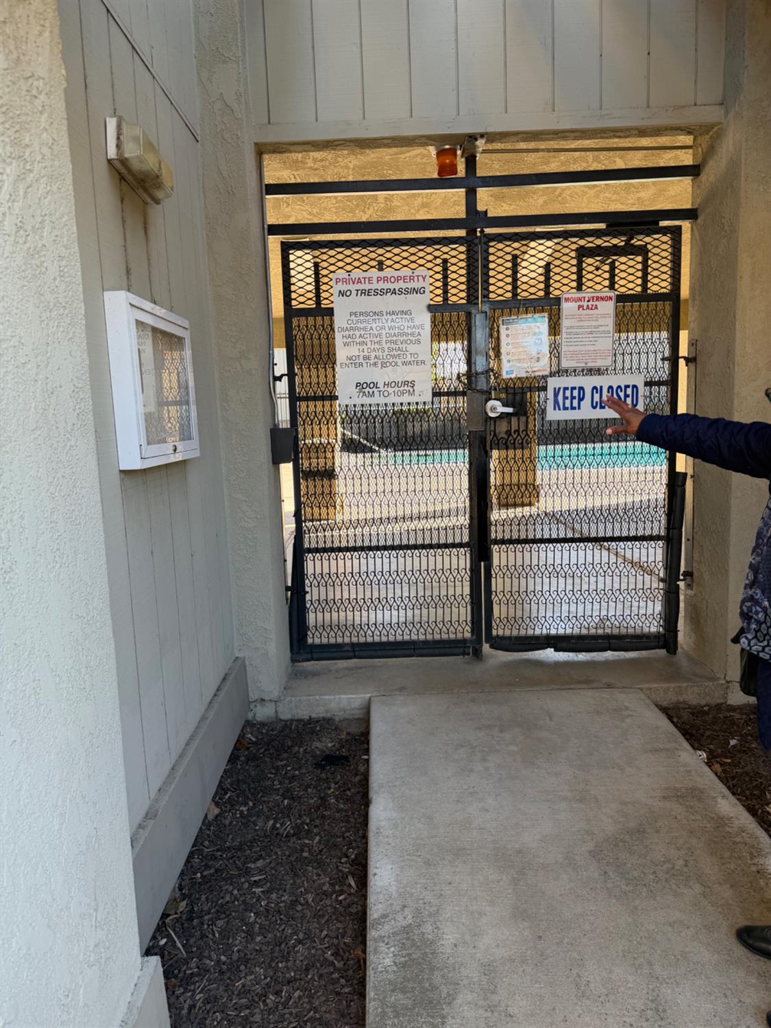 2108 Mount Vernon Dr #E, Modesto, CA 95350