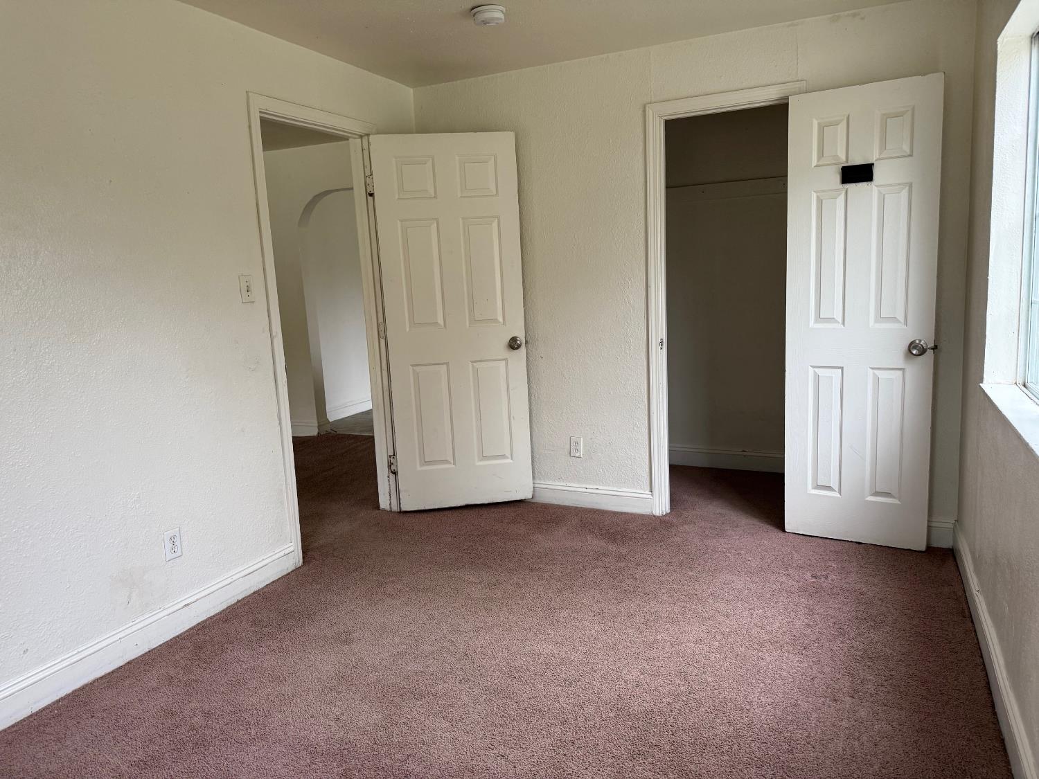 137 139 Sycamore St, Madera, CA 93638