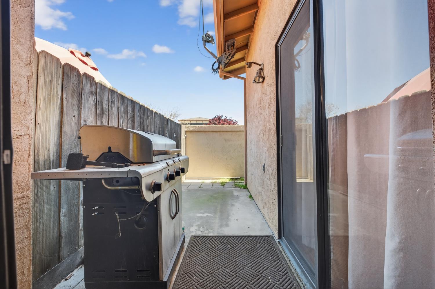 3072 Radford Way, Turlock, CA 95382