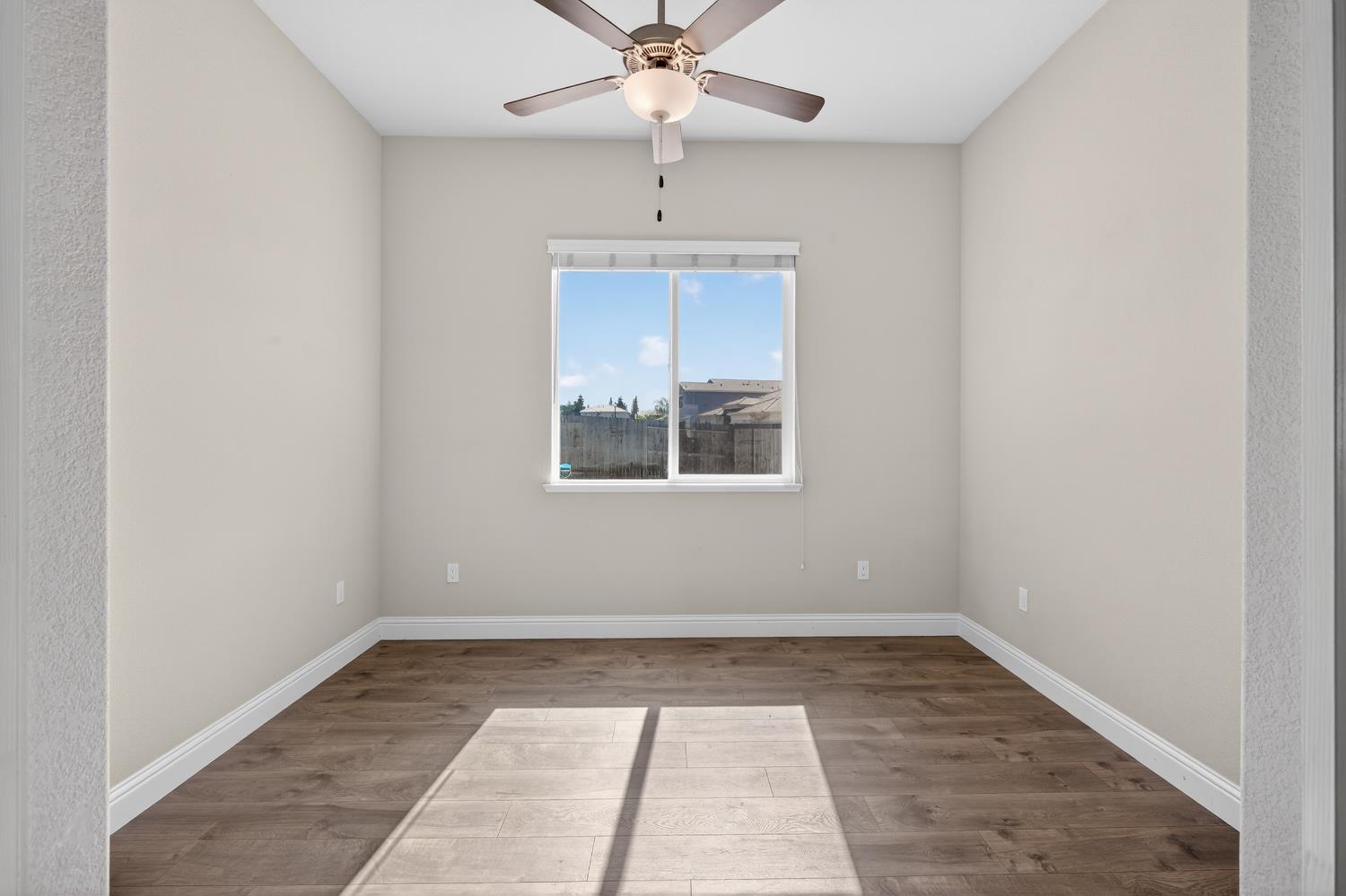 1290 Nascimento Ct, Manteca, CA 95337