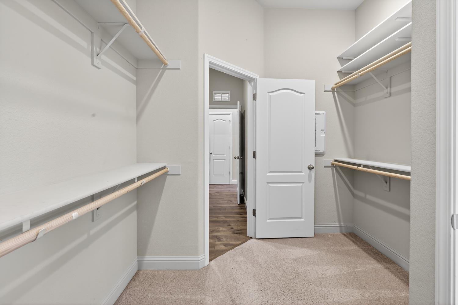 1290 Nascimento Ct, Manteca, CA 95337