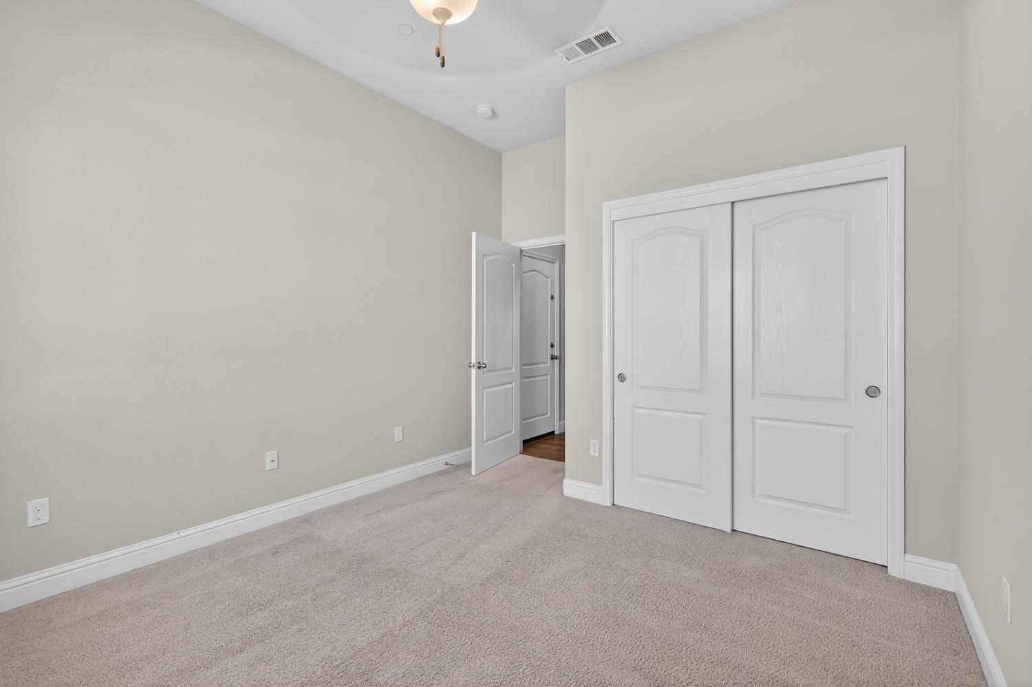 1290 Nascimento Ct, Manteca, CA 95337