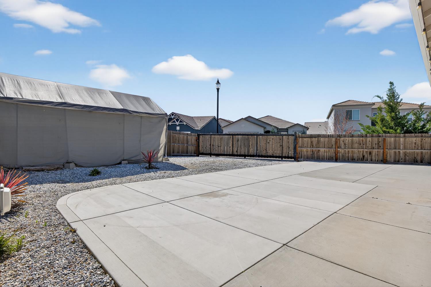 1290 Nascimento Ct, Manteca, CA 95337