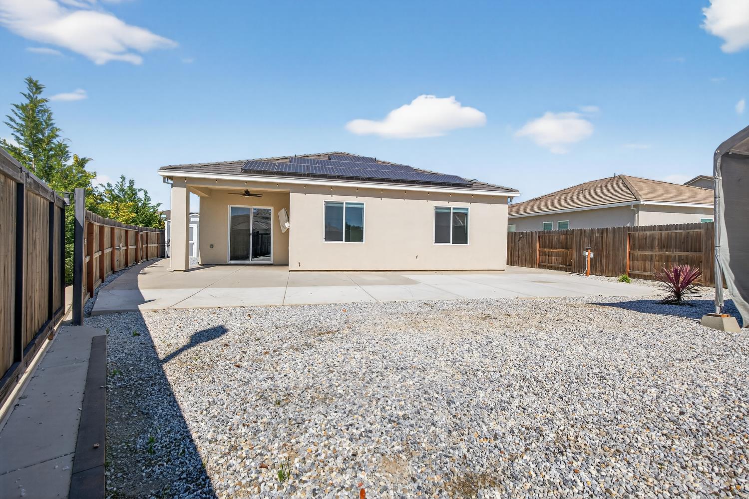 1290 Nascimento Ct, Manteca, CA 95337