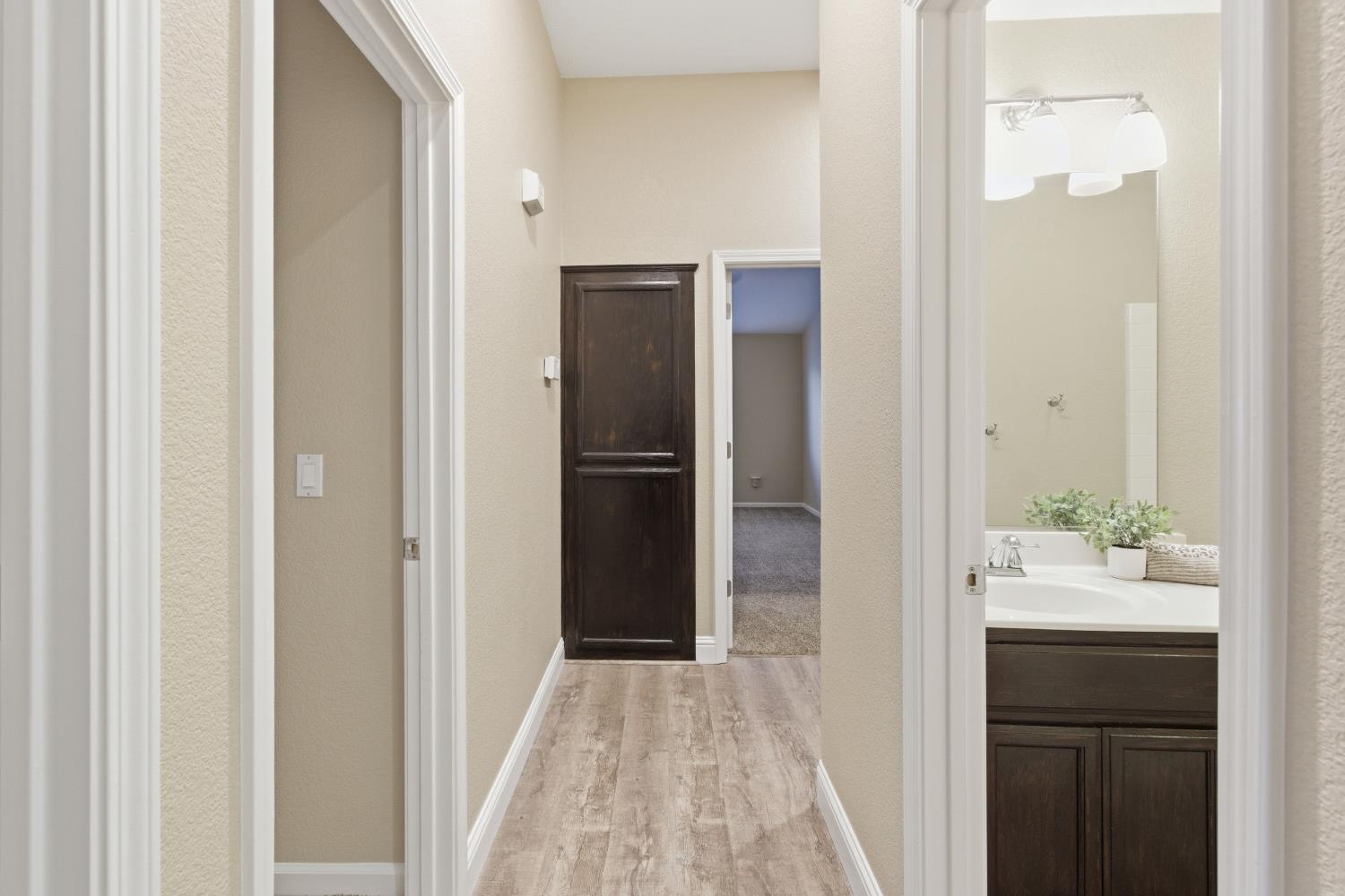 2089 Patriotic Dr, Atwater, CA 95301