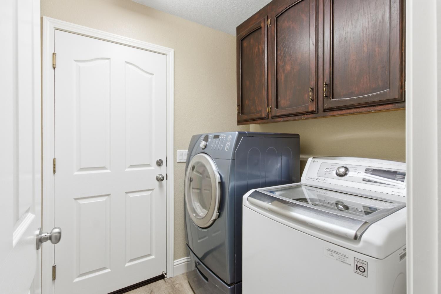 2089 Patriotic Dr, Atwater, CA 95301