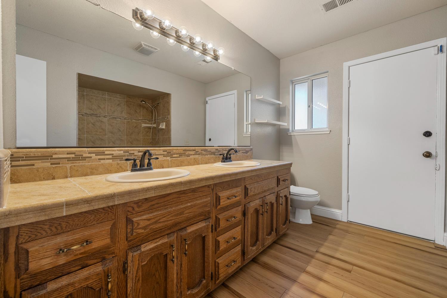 3317 Shamrock Ave, Merced, CA 95340