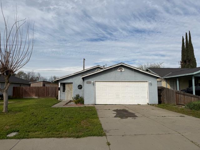 1340 Bennett Ave, Dos Palos, CA 93620