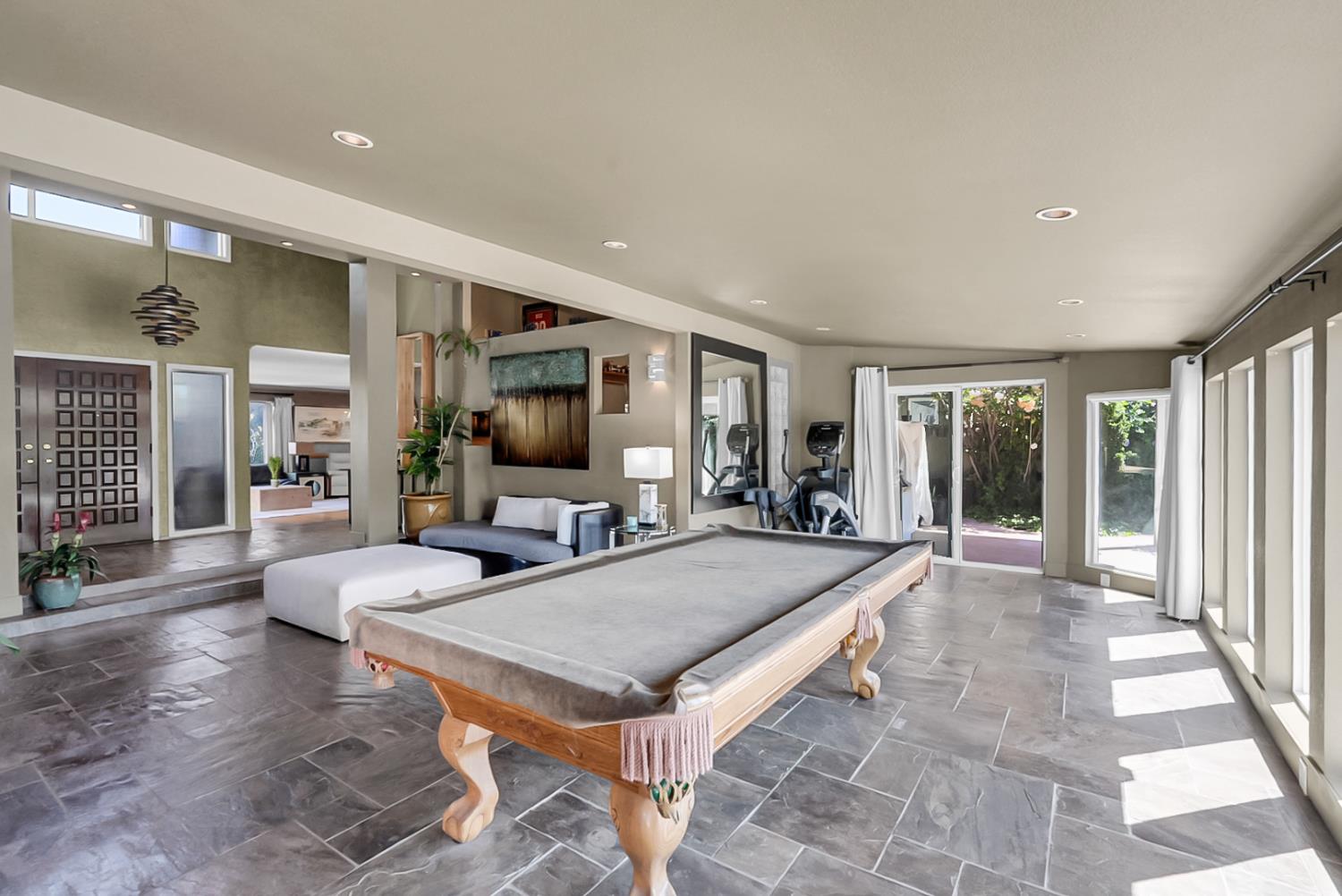 1109 Springcreek Dr, Modesto, CA 95355