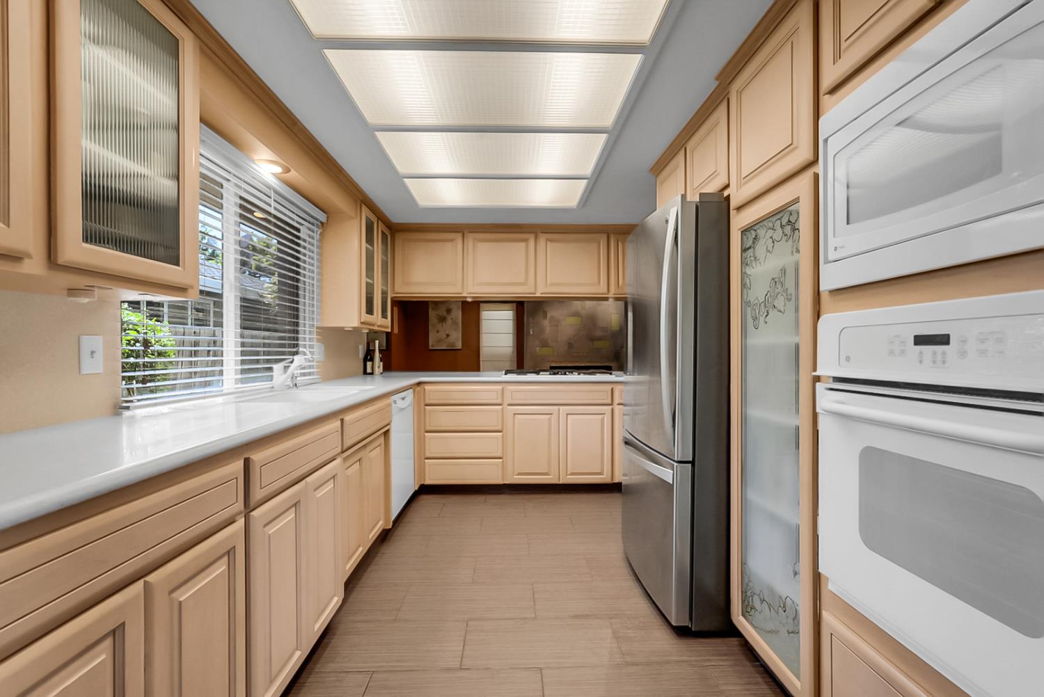 1109 Springcreek Dr, Modesto, CA 95355