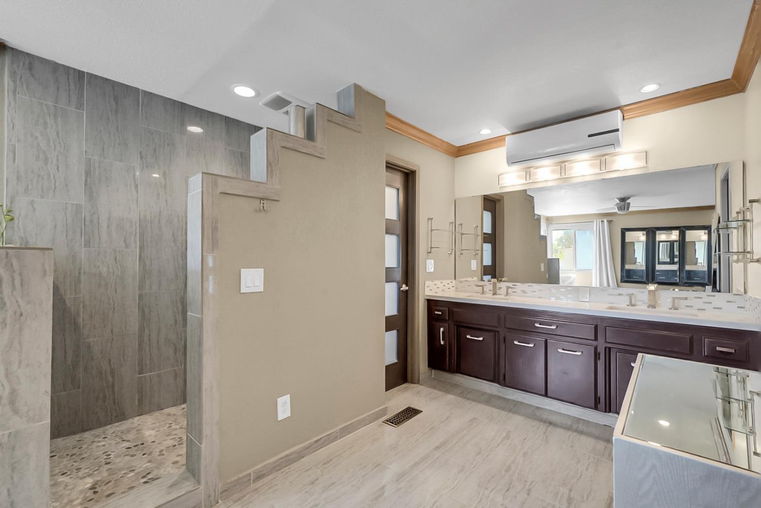 1109 Springcreek Dr, Modesto, CA 95355